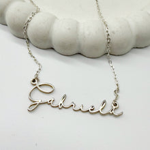 Cargar imagen en el visor de la galería, Nombre letra corrida
