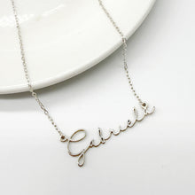 Cargar imagen en el visor de la galería, Nombre letra corrida
